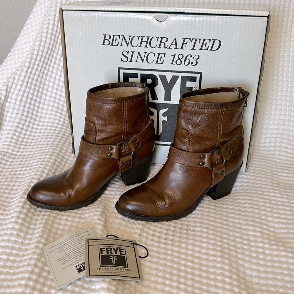 FRYE - Tabitha Harness Short - Cognac - 7.5